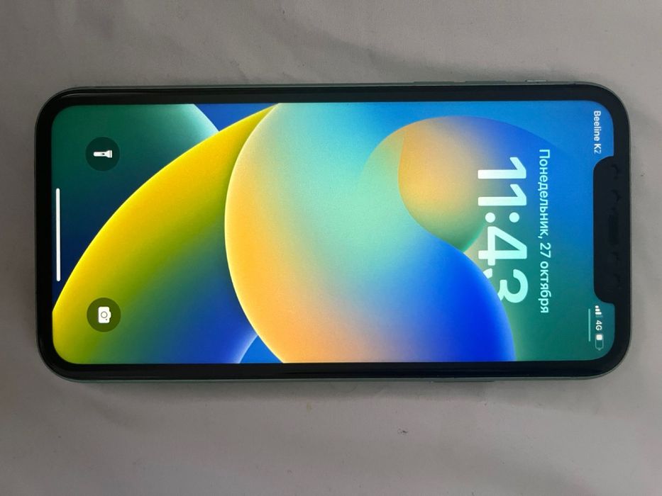 Айфон 11 128гиг акум 78 % все работет в ремонте не был