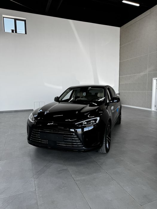 AITO M5 Reev Luxury