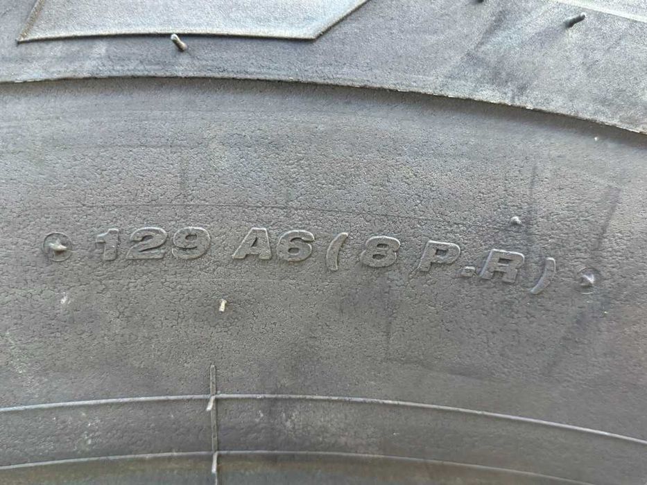 Marca MONTANA cu 8 pliuri anvelope noi 13.6-36 cu garantie