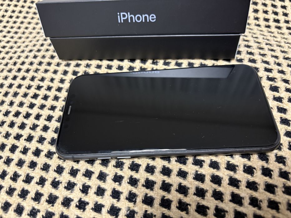 Vand     Iphone        11