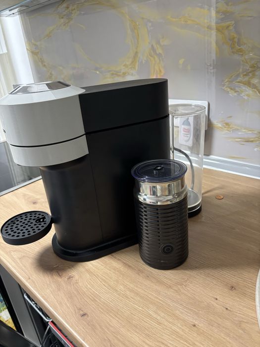 Aparat cafea nespresso