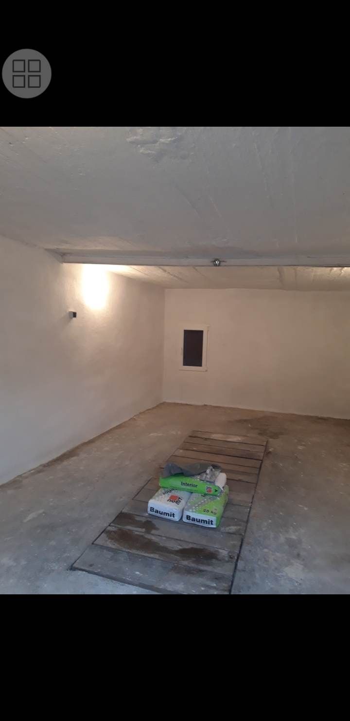 Inchiriez garaj nou renovat