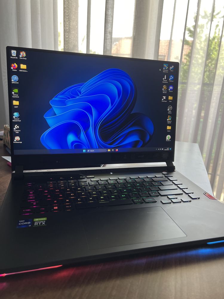 Laptop gaming Asus ROG Strix Scar 15 2022 [G533ZW]