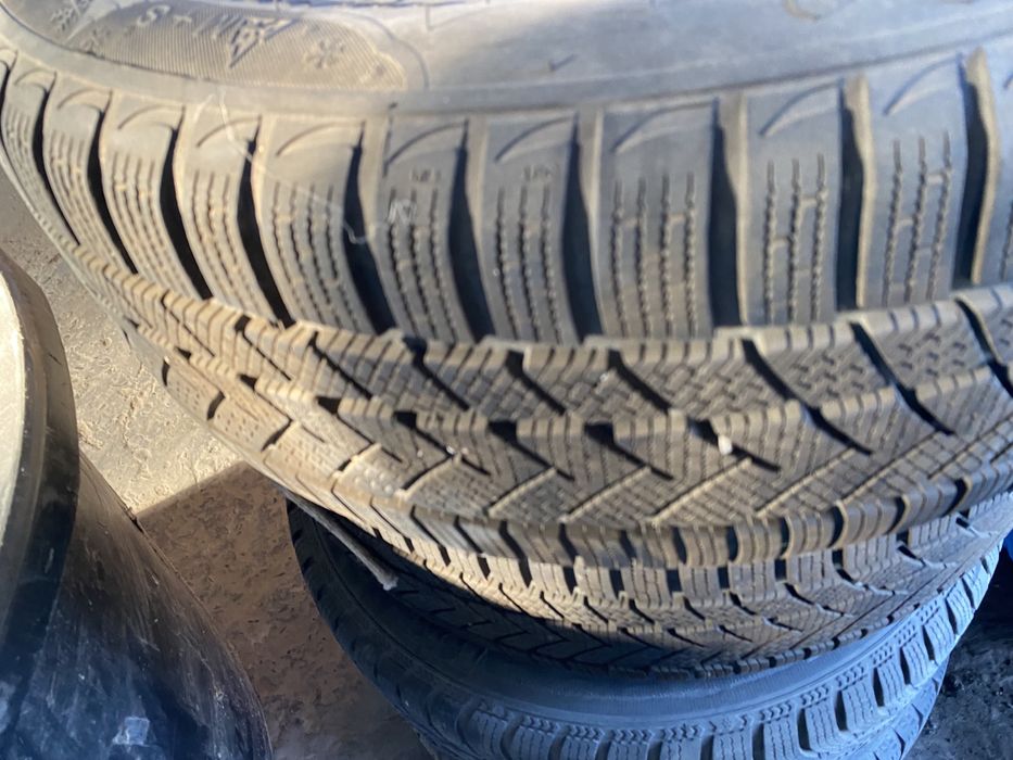 Cauciucuri de iarna cu jante 205/55R 16
