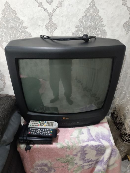 Продам телевизор приставка цифровые каналы