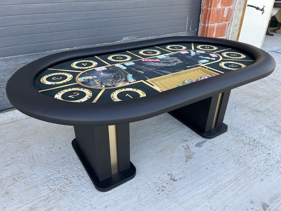 Masa poker atipica CustomTables.eu mese poker la comanda logo tau