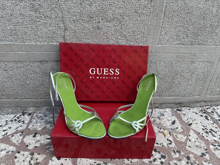 Sandale Guess by Marciano, mărimea , purtate o singură dată
