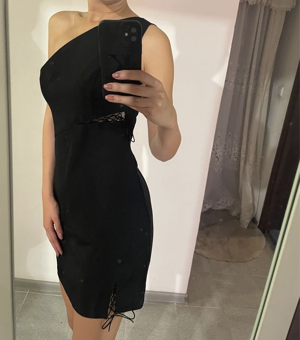 Официална елегантна черна рокля