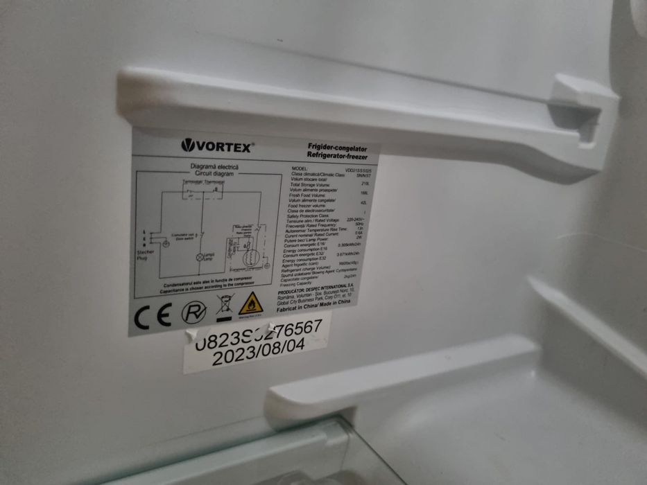 Frigider VORTEX Clasa E,Inox in stare perfectă