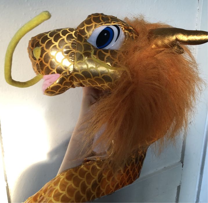 Продам новогодний костюм Дракончика