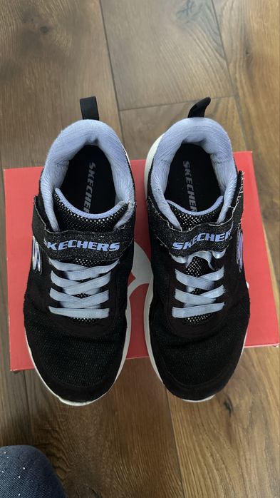 Обувки и ботуши Puma 34.5 Skechers, nike