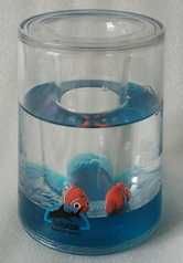 Стакан для зубных щёток с рыбками
