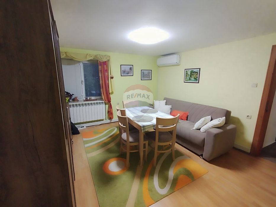 Къща в Варна-Виница площ 136 цена 900