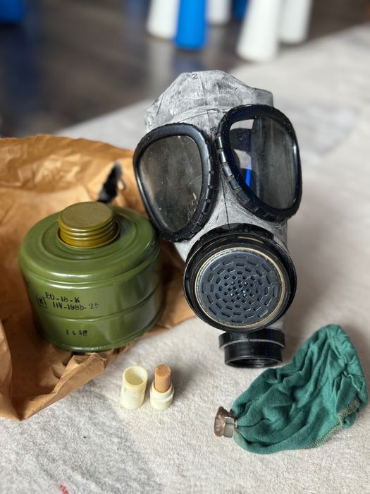 Противогаз комплект с филтри
