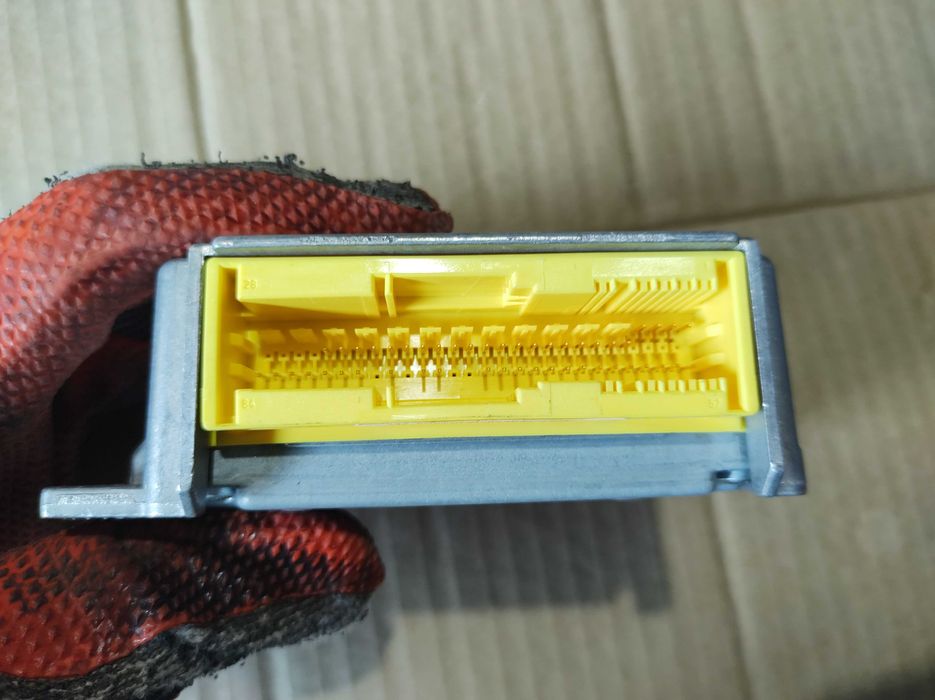 AIRBAG КОнтролен Модул MERCEDES E class W211 V6 642 4matic Tmodel