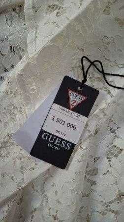 Новое белое платье фирма GUESS