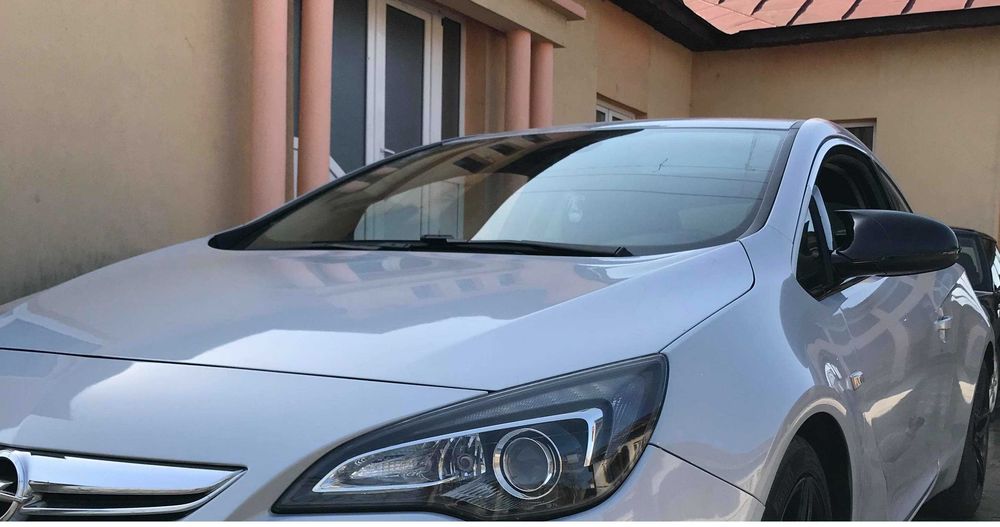 Capace oglinzi model Batman pentru Opel Astra J