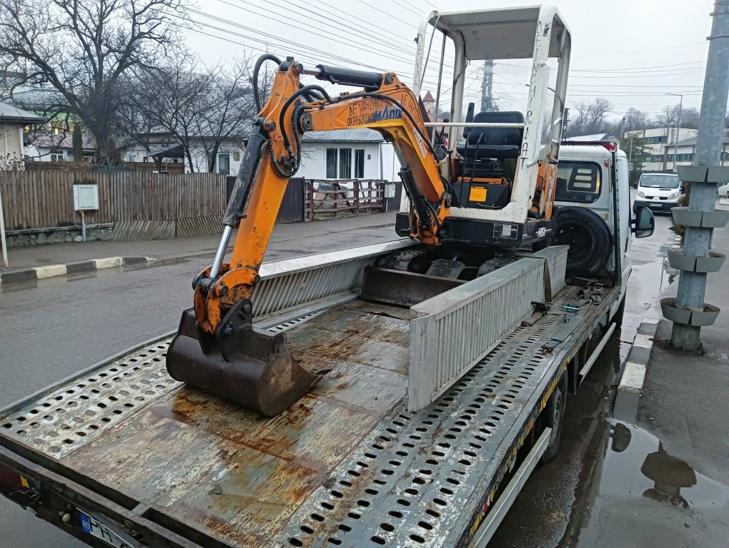 Închiriere și vânzare Miniexcavatoare 1, 5 T