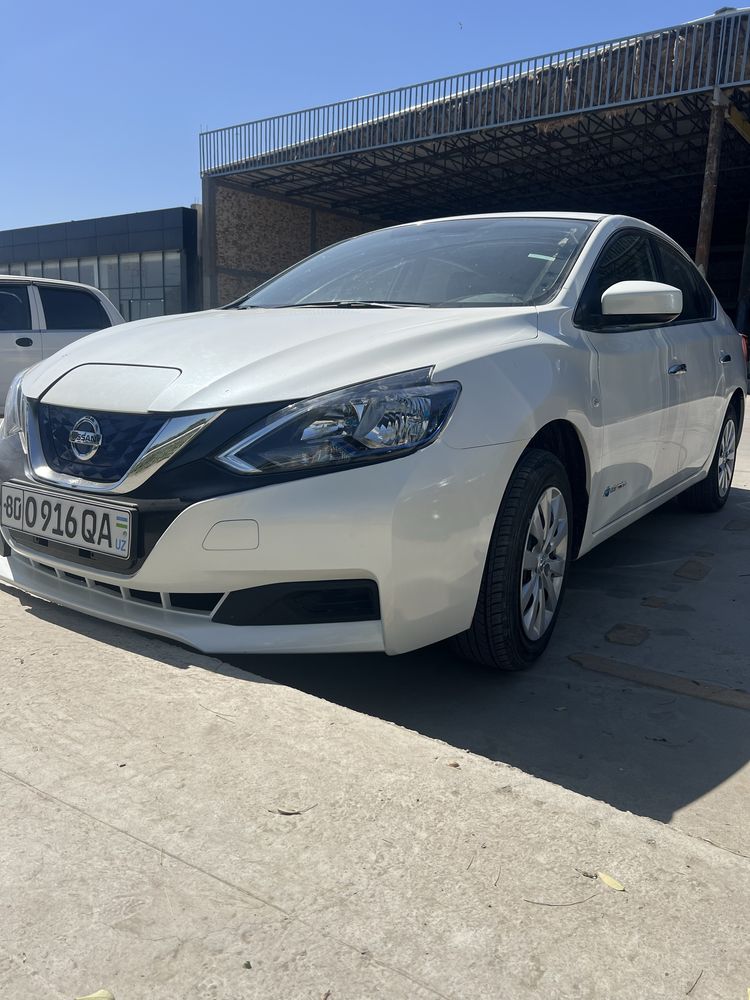 Nisan Elektra mobil 15 ming bilan tuladi
