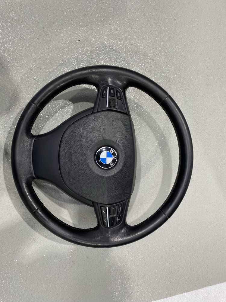 Volan bmw F10 cu tot cu airbag