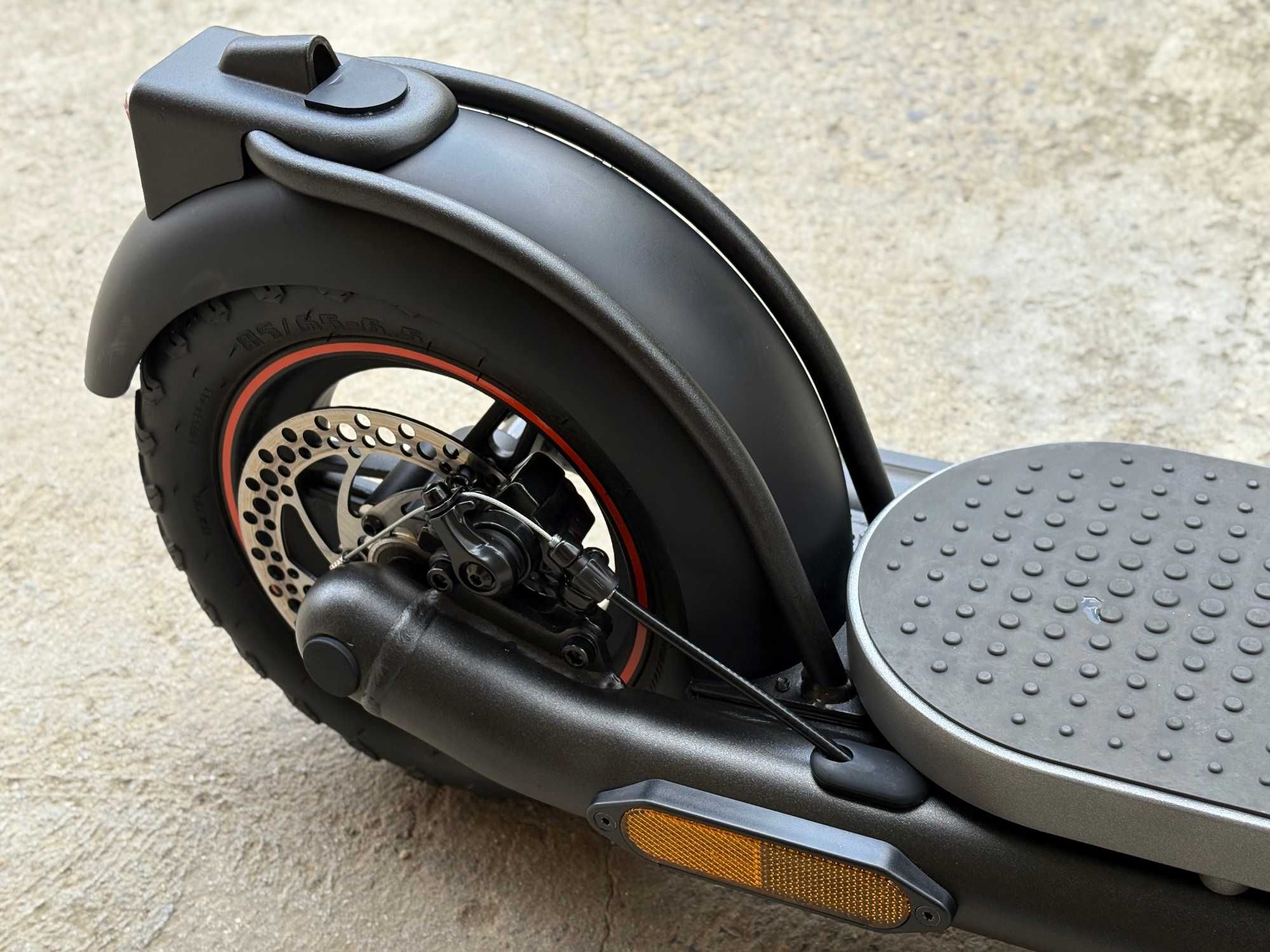 Електрическа тротинетка Navee N65 (by Xiaomi)
