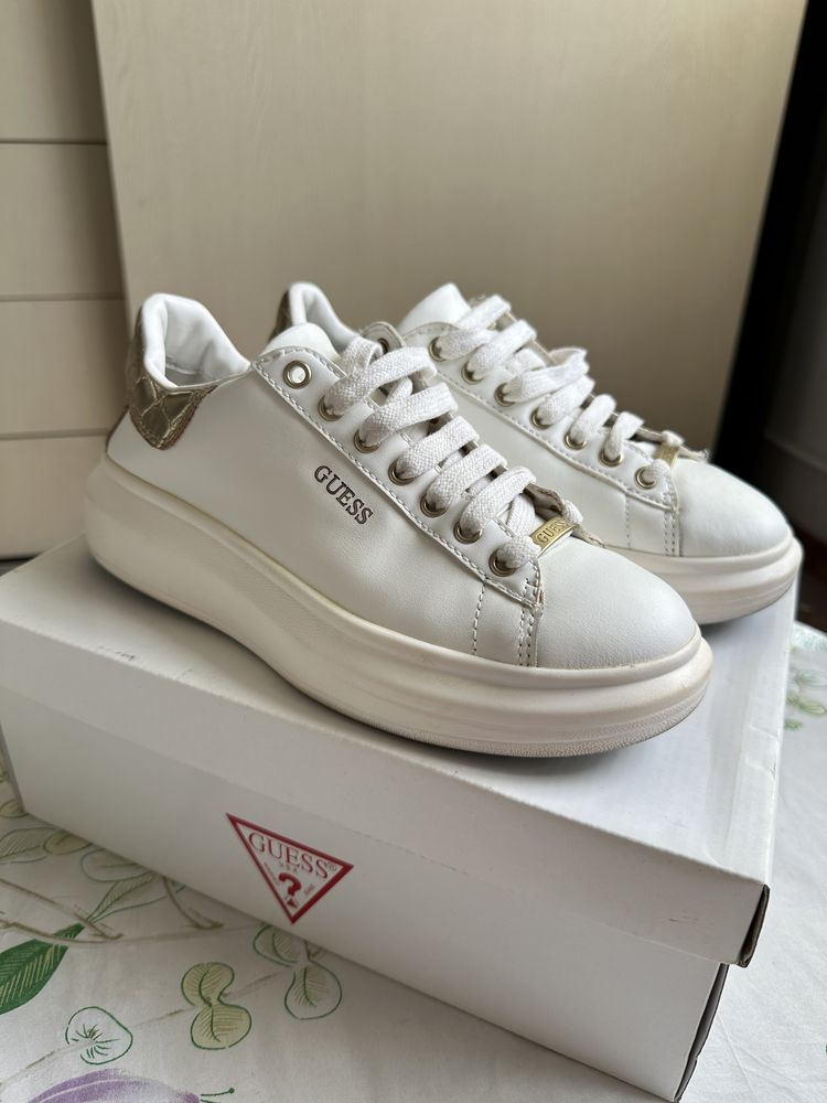 Sneakers Guess marimea 36