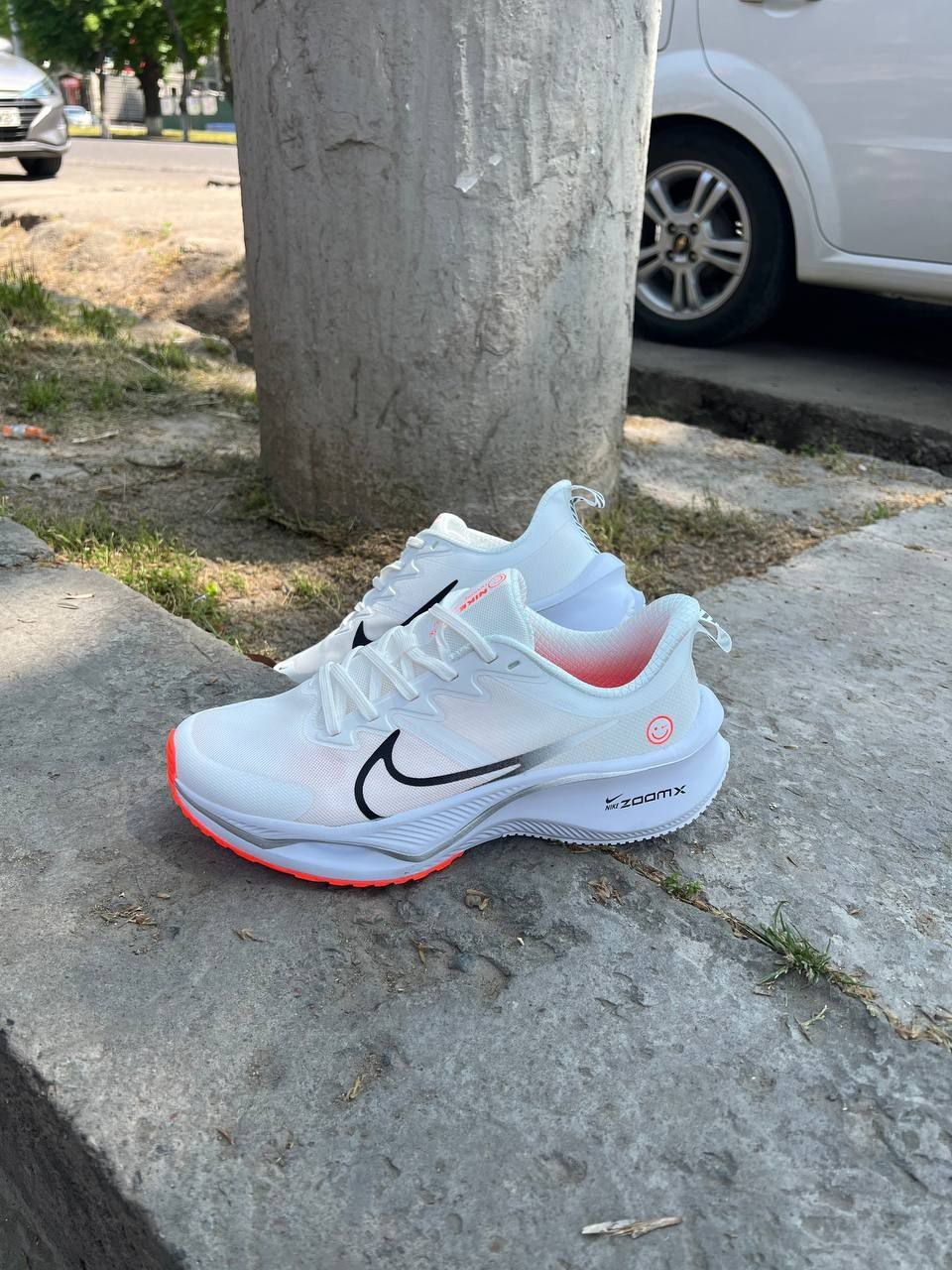 Nike Zoomx  new .