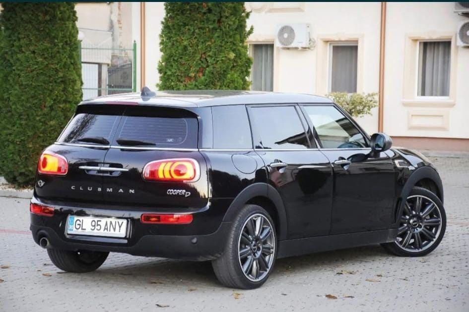 Vând Mini clubman D