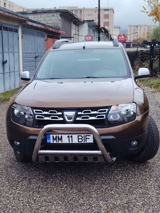 Vând Dacia Duster 1.5 dci