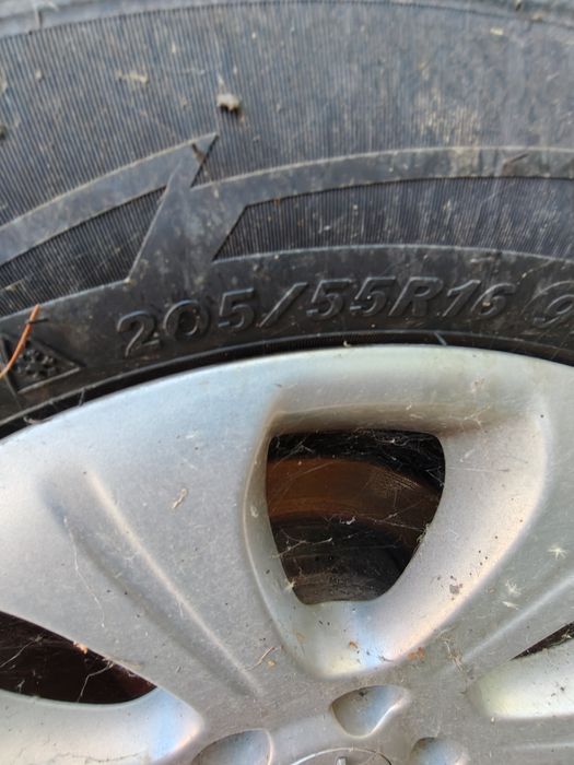 Гуми зимни с джанти Опел 5х110