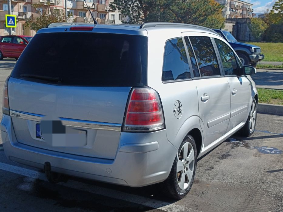 Opel Zafira B 1.9