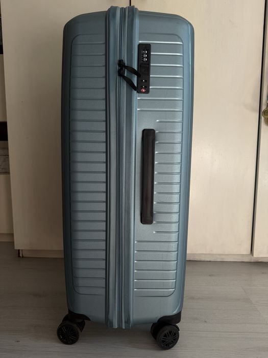 Голям куфар за чекиран багаж 23кг, 70-50-30см