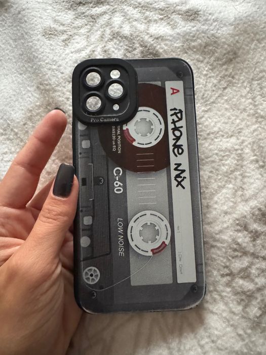 Работещ Iphone 11 PRO с пукнат екран