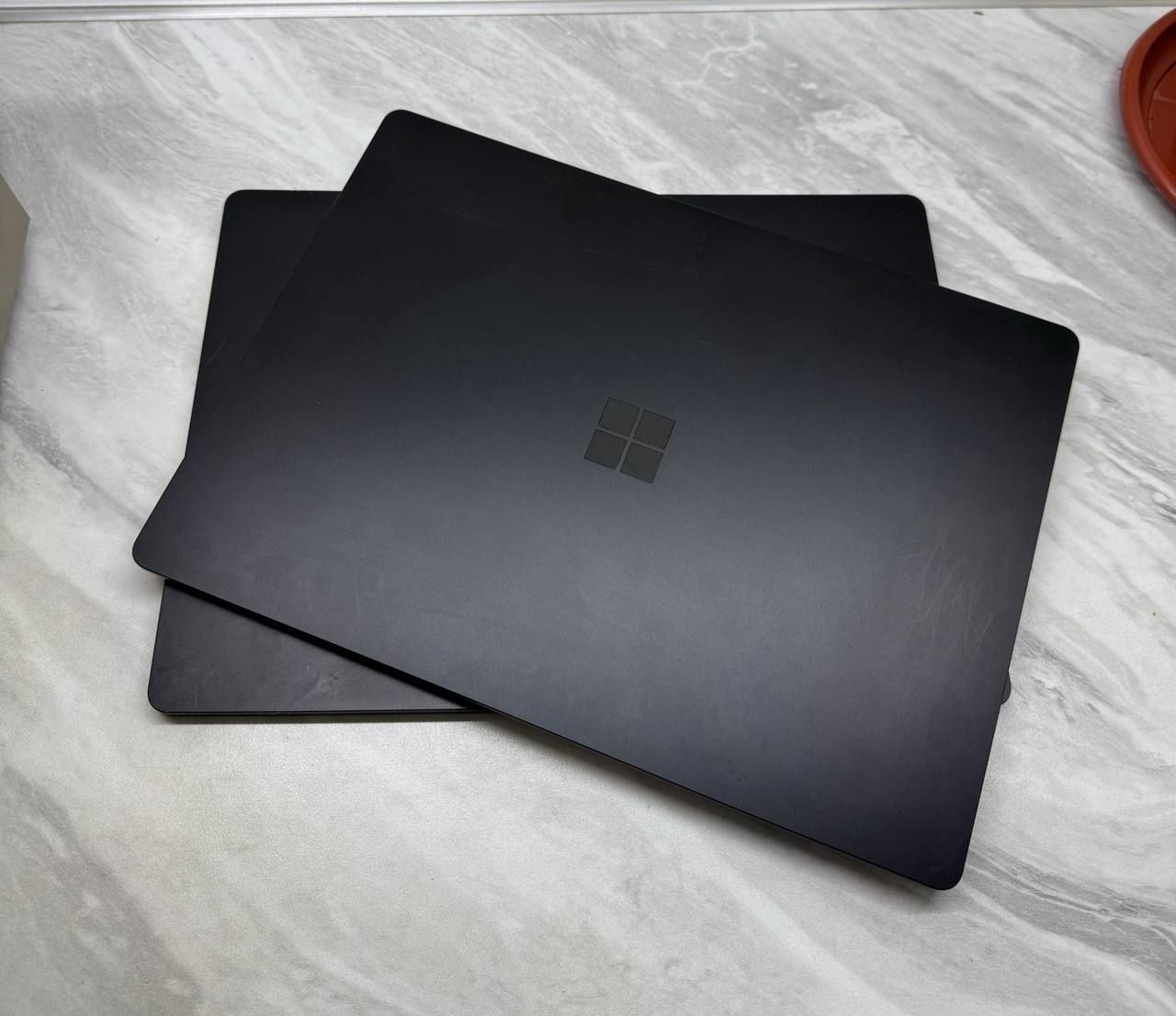 Microsoft Surface Laptop 5 13.5 ips 2K i7 1260u 16GB/256GB