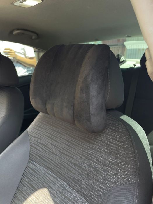 Авто подушка мякий и удобный