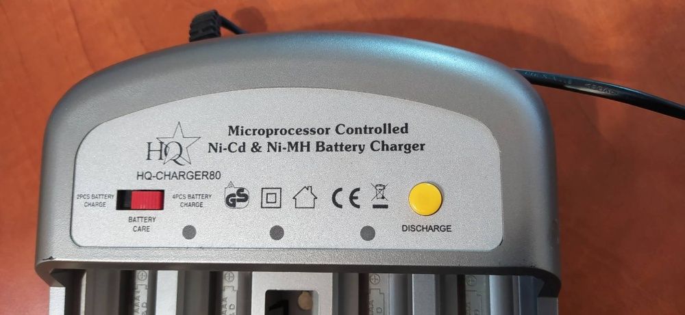 Incarcator HQ charger 80 NiMH, NiCd, AA, AAA, 9V
