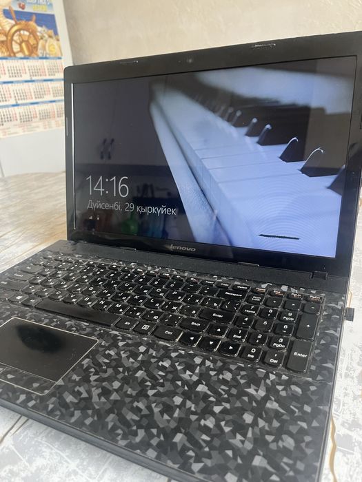 Ноутбук Core i7 Lenovo