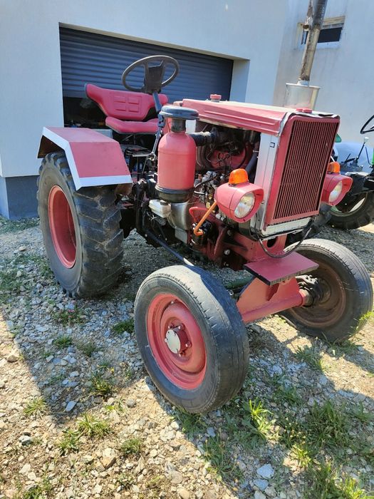 Tractoare fiat 215 benzina Ursus. 335 diesel  funcționale  revizuite