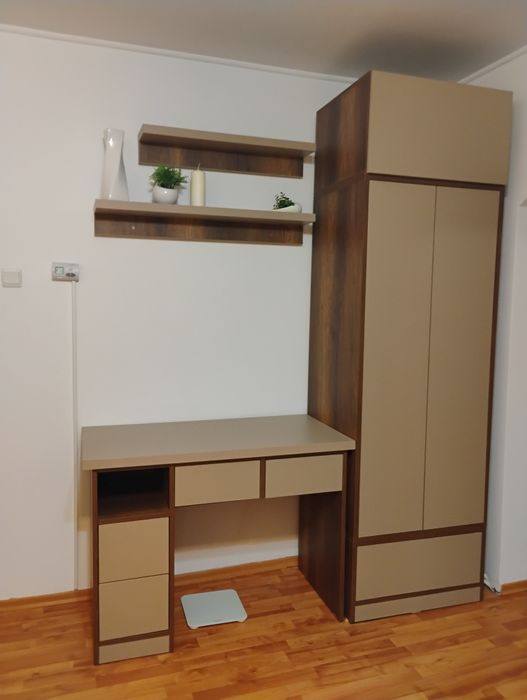 Mobila living/dormitor