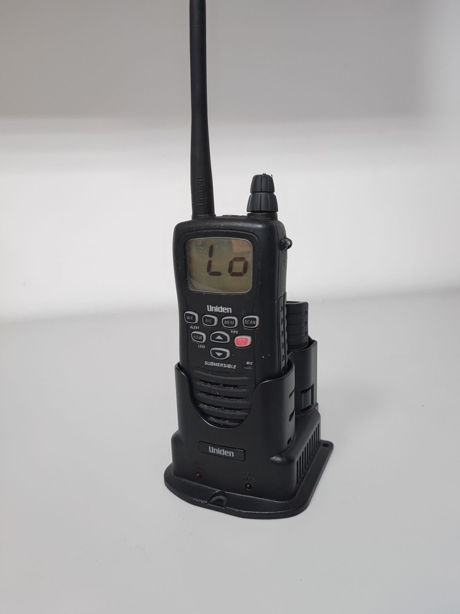 Statie radio Uniden MHS 350 submersible marine walkie talkie