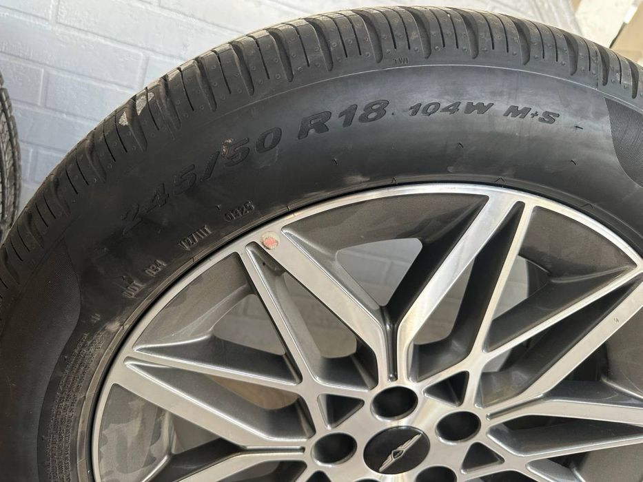 Genesis G80 диска + щина PIRELLI
