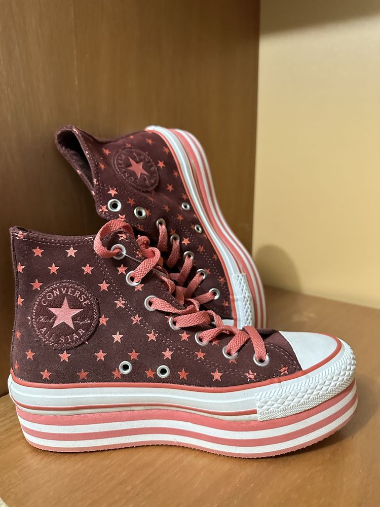 Маратонки- Converse