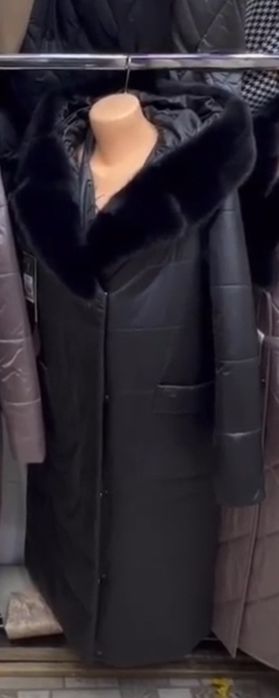 Продам новую зимнюю куртку