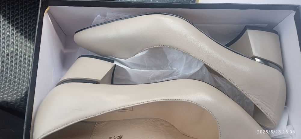 Продам женские туфли новые