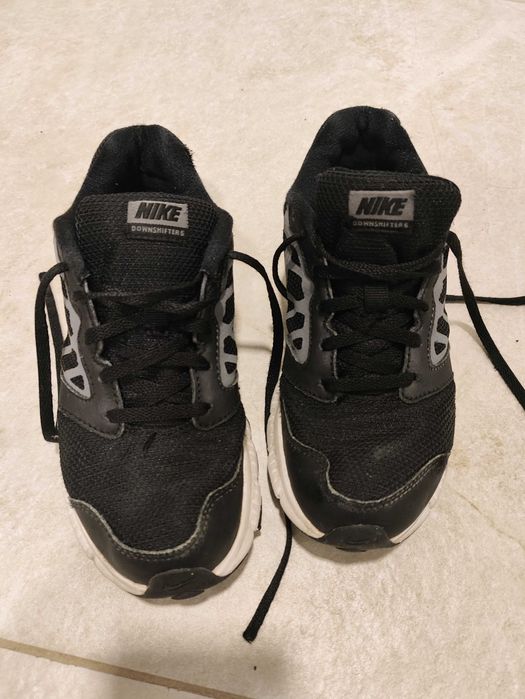 Продавам маратонки 35,5 номер