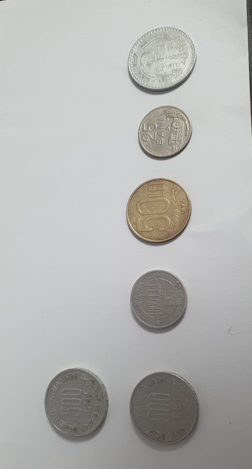 Colecție de bani vechi românești.
