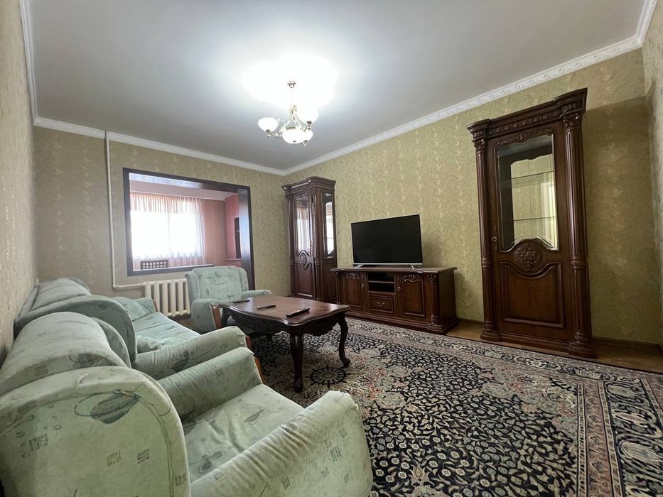 Сдаётся квартра Мирабадский район Госпитальный рынок 89м2