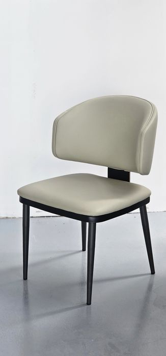 Scaune și fotolii moderne din stoc – Model 17 - livrare rapidă