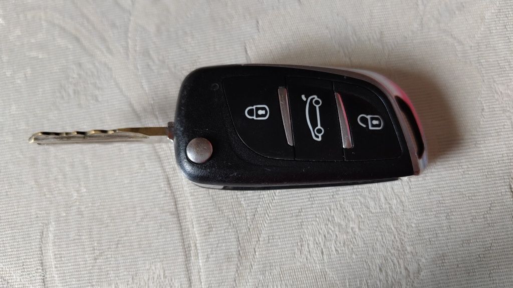 Ключ за автомобил, ключ за фиат, дистанционно ключ