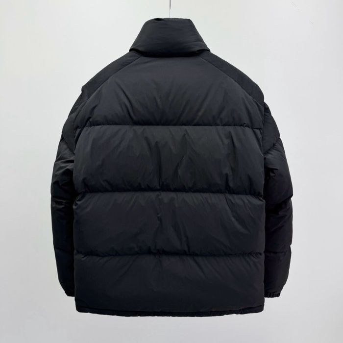 Geaca Moncler , calitate premium , pe comanda , noua , L